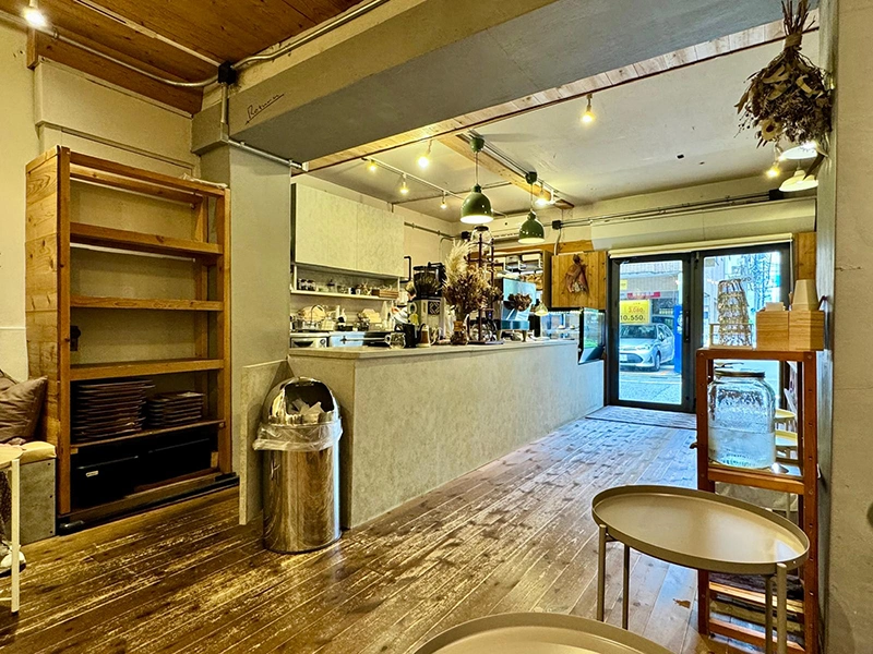PEACE COFFEE ROASTERS Nishi Shinbashi